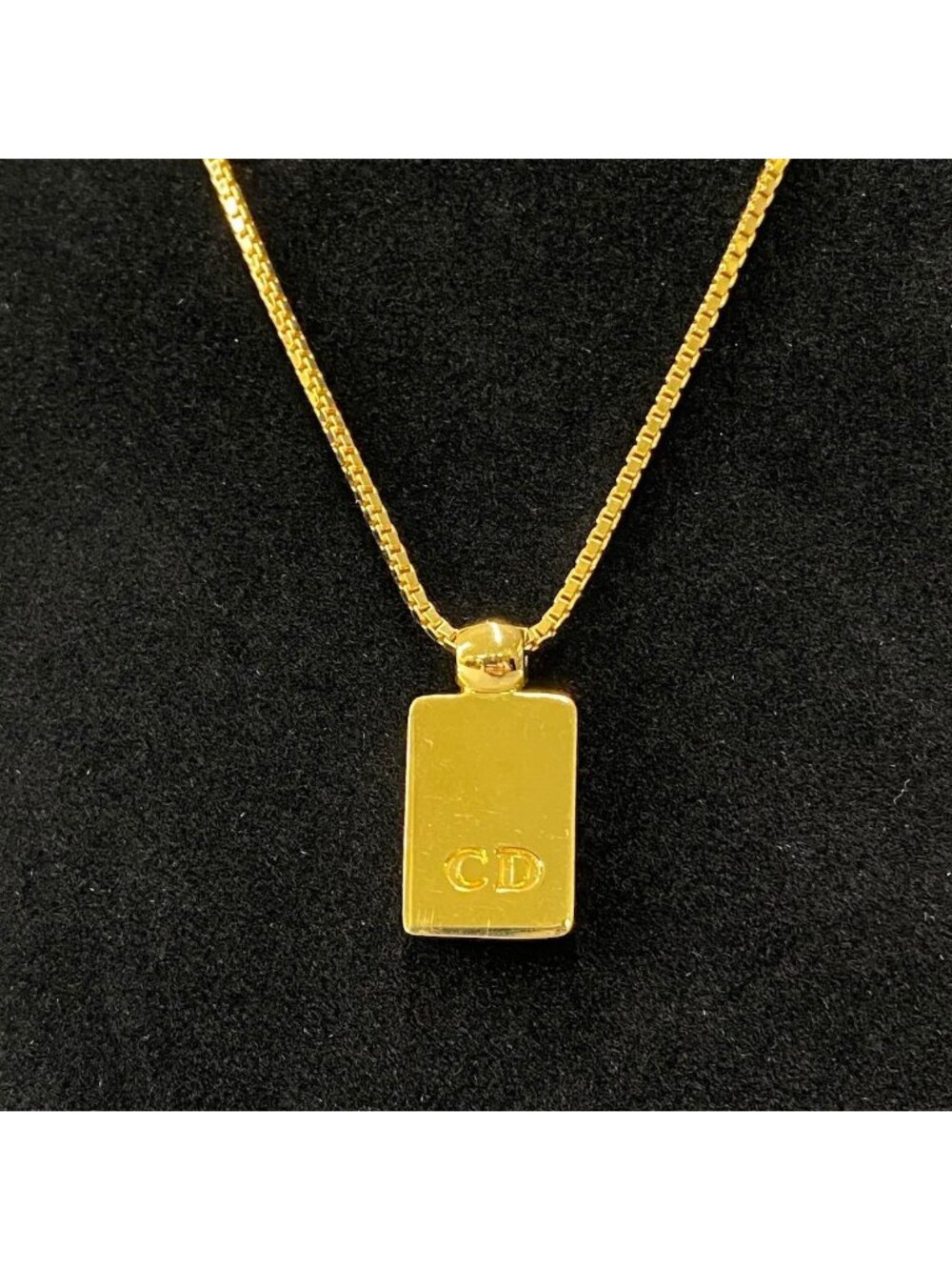 Dior Trotter Plate Gold Necklace - Picture 4 of 6